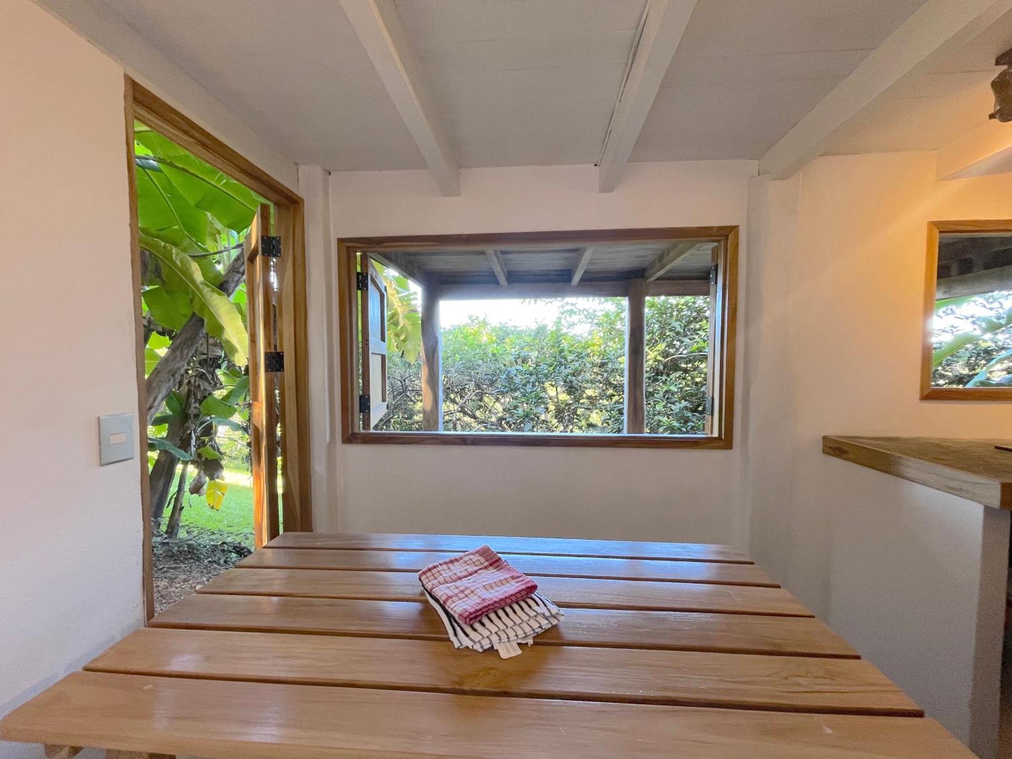 Calamocha Lodge Playa Santa Teresa  ภายนอก รูปภาพ