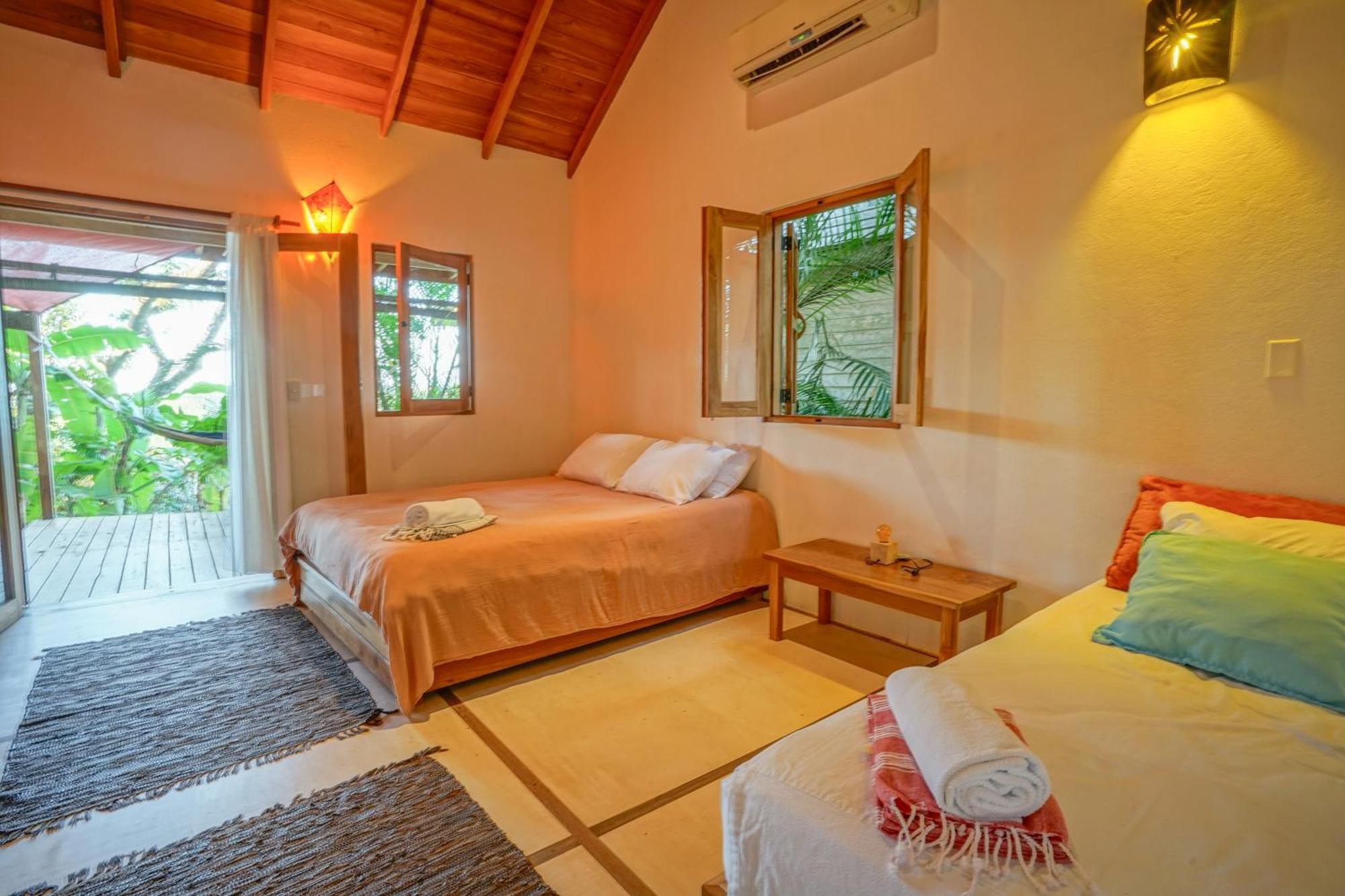 Calamocha Lodge Playa Santa Teresa  ภายนอก รูปภาพ