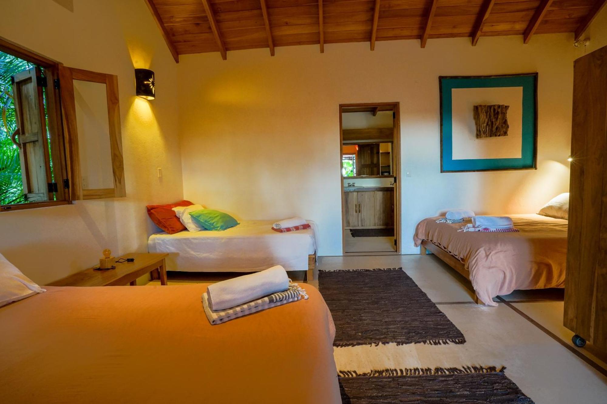 Calamocha Lodge Playa Santa Teresa  ภายนอก รูปภาพ