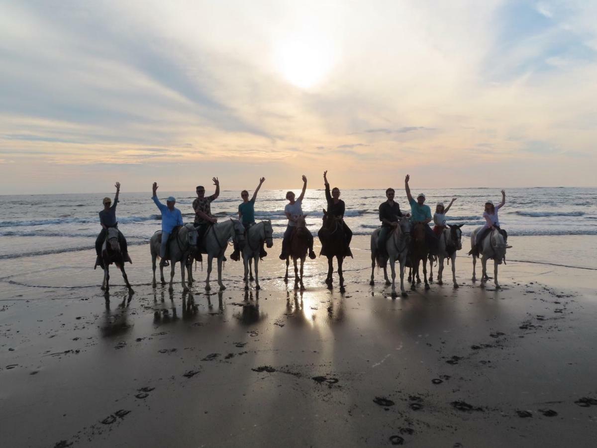 Calamocha Lodge Playa Santa Teresa  ภายนอก รูปภาพ